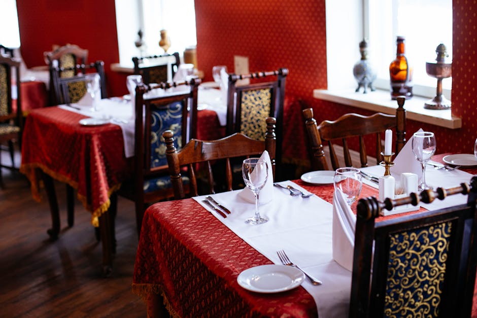 Interno di un ristorante elegante e moderno